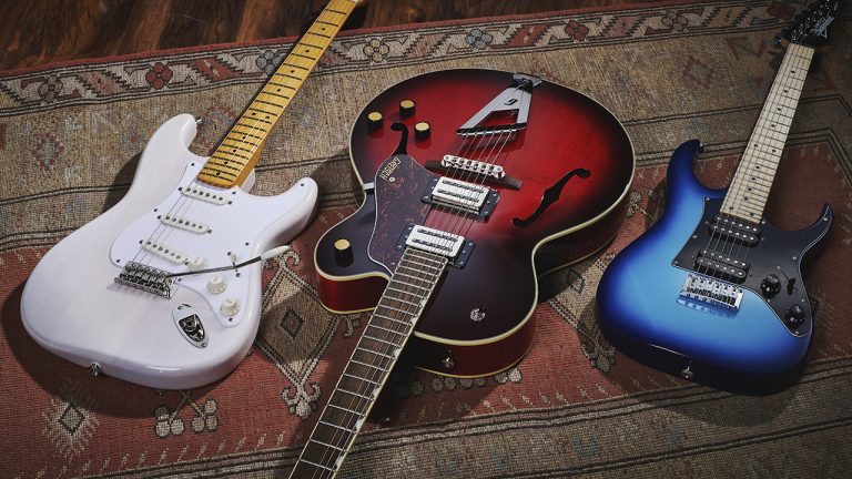 7 Best Beginner Electric Guitars under 300 in 2025