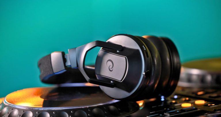 5 Best Dj Headphones under 150 Dollars in 2025