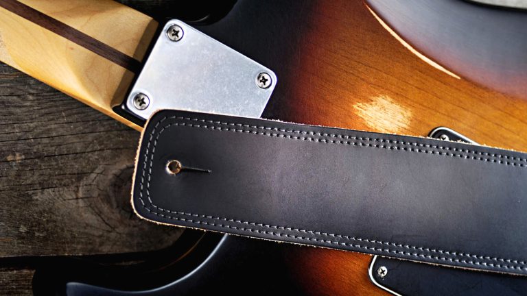7 Best Guitar Straps for Comfort And Durability in 2025