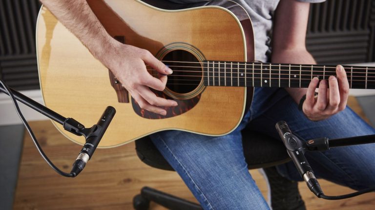 5 Best Microphones for Recording Acoustic Guitar in 2025