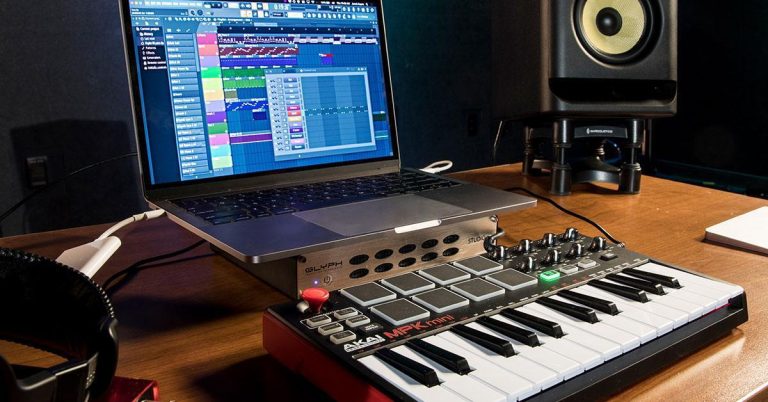 5 Best Midi Controllers for Fl Studio Producers in 2025