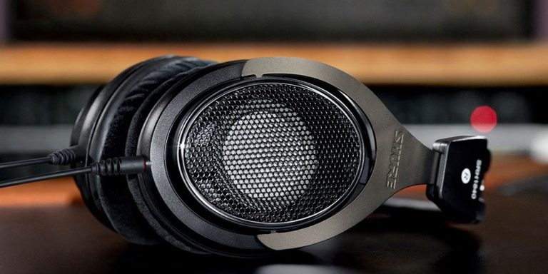 5 Best Studio Headphones for Mixing under 100 in 2025